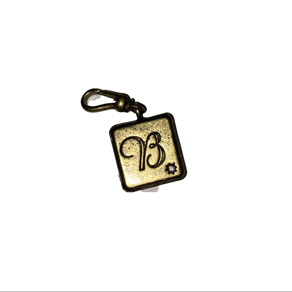 Chloe + Isabel Initial Charms - ‘B’
